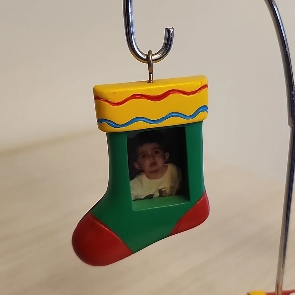 Holiday photo frame